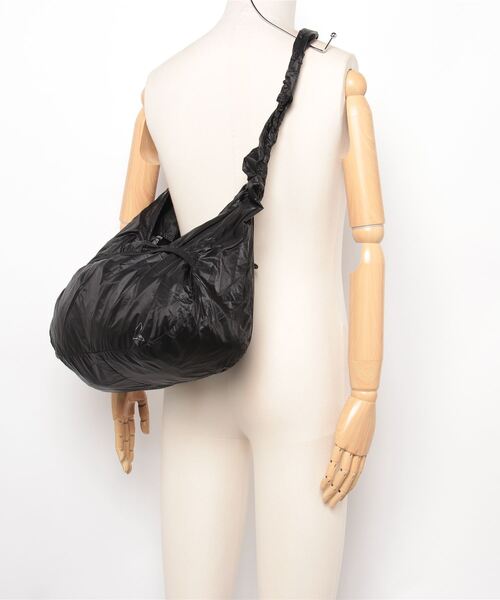ROA ショルダーバッグ バッグ ROA Laki Packable Knot Bag ロア
