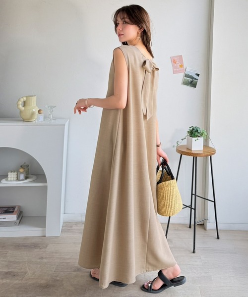 【美品】INGEBORG ノースリーブベストリボン 背面ロゴ刺繍 ブラウン classicalelf（クラシカルエルフ） ワンピース 後ろ姿に、ときめきを