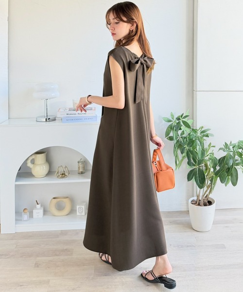 【美品】INGEBORG ノースリーブベストリボン 背面ロゴ刺繍 ブラウン classicalelf（クラシカルエルフ） ワンピース 後ろ姿に、ときめきを