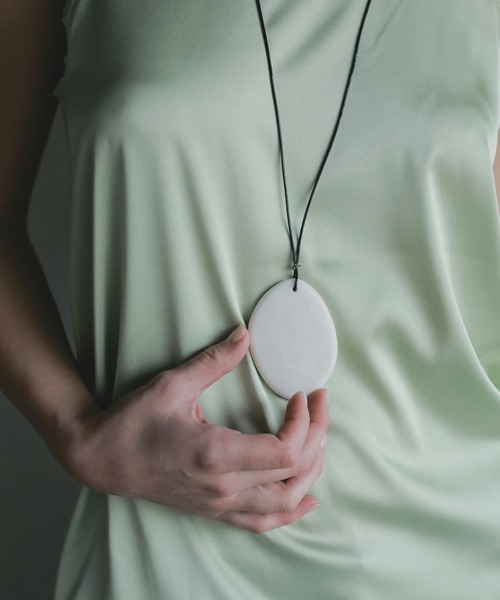 anuke（アンヌーク） ネックレス Acrylic Stone Necklace レディース