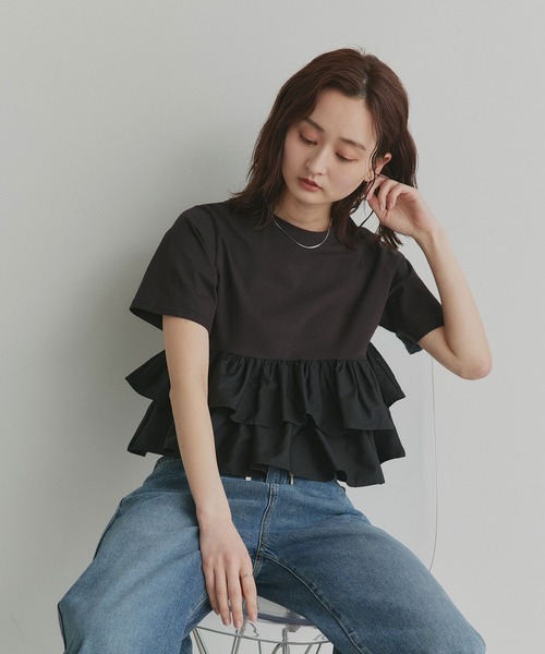 ad thie（アドティエ） tシャツ ティアードフリル ショート丈 Tシャツ