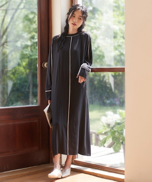 On One's Own ワンピース パイピングシャドーストライプ長袖Aライン