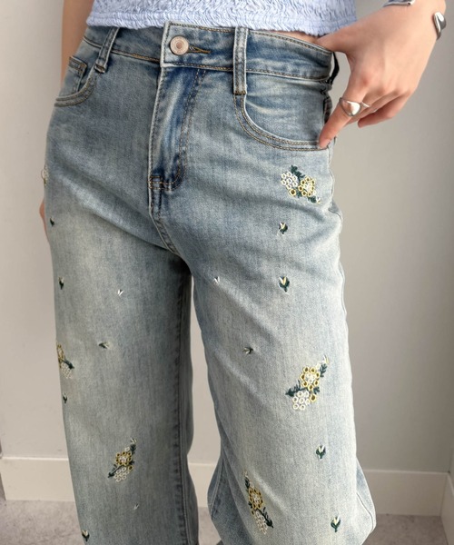 solleim（ソルレム） ジーンズ デニム デニムパンツ フラワー刺繍