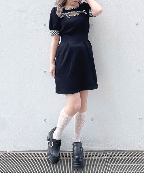 「abc une face」 半袖ワンピース FREE ベージュ レディース_画像3