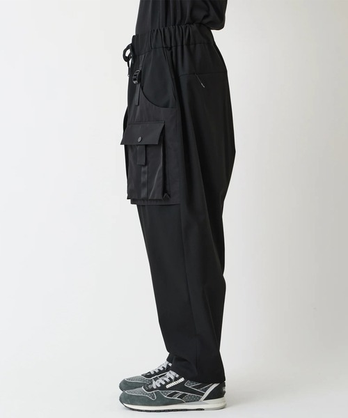カーゴパンツ 「White Mountaineering/ホワイトマウンテニアリング」CARGO SAROUEL PANTS メンズの画像