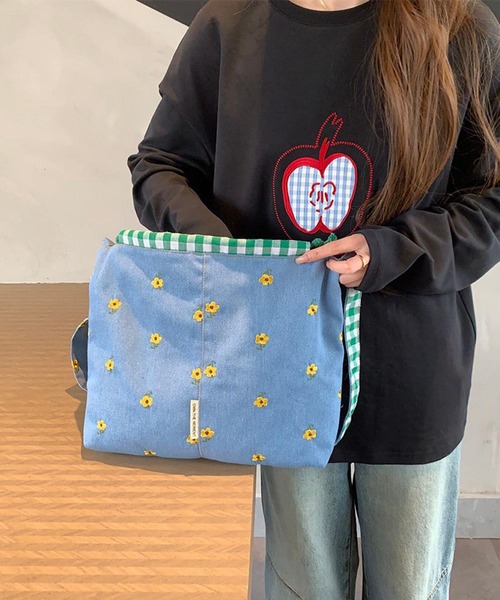 Mignonjour トートバッグ Mignonjour/フラワー チェリー刺繍デニム