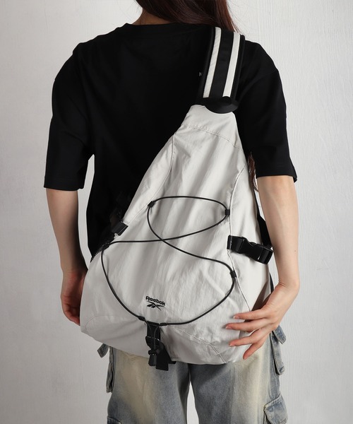 レア‼️白ナイロン★PORTER 近江チヂミ ウエストバッグ Reebok（リーボック） ウエストポーチ ナイロン スリングバッグ 軽量