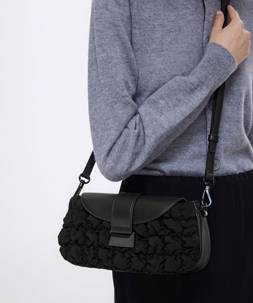 CHARLES ＆ KEITH（チャールズ&キース） ショルダーバッグ バッグ