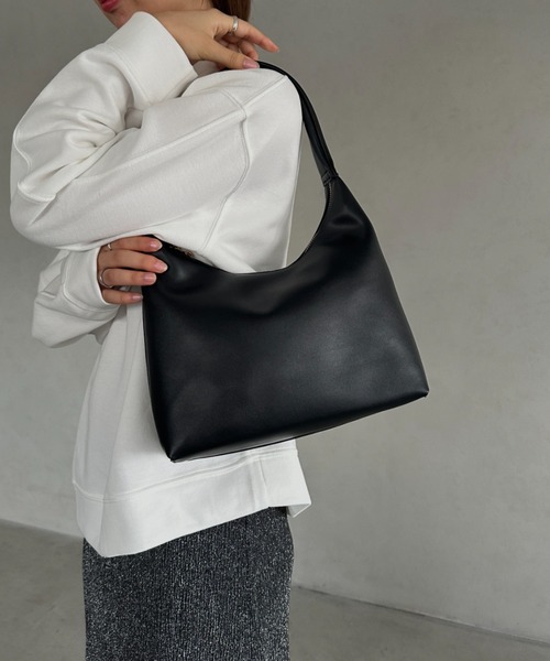 未使用級 ラウンドワンショルダー ハンドバッグ ハンドバッグ PUラウンドワンハンドルバッグ : ZOZOTOWN Yahoo!店