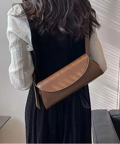正規品 韓国大人気 アリー エイミーバッグ Mサイズ AMY BAG ☆THE ALLY☆送料込☆韓国☆大人気☆正規品☆バッグ☆CLAIR BAG