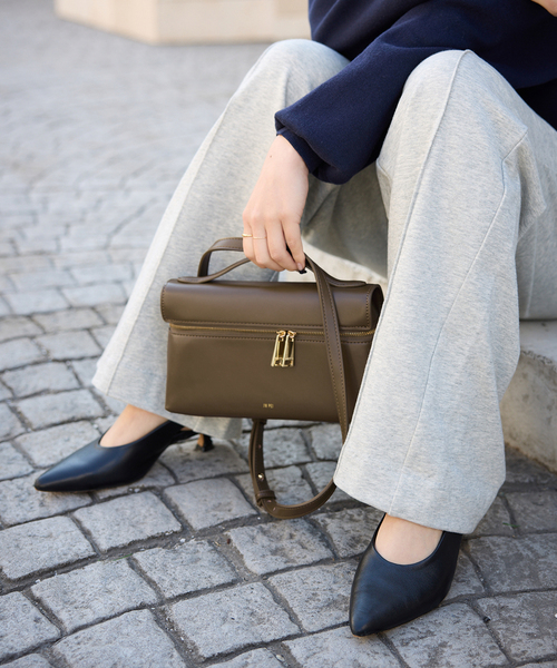 JW PEI /ジェイダブリューペイ HANDLE BAG 送料込 JW PEI /ジェイダブリューペイ HANDLE BAG 送料込 - メルカリ