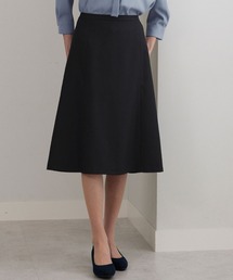 AOYAMA スカートスーツ 「定番的で飽きの来ないデザイン」美しい