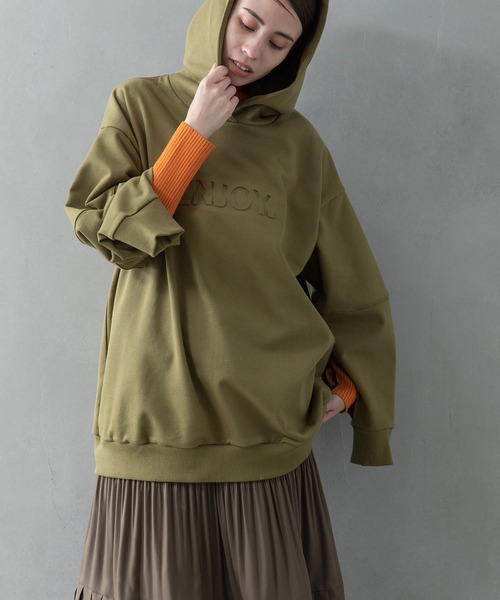 「MARECHAL TERRE」 プルオーバーパーカー MEDIUM カーキ レディース