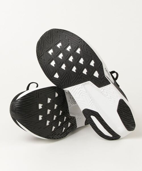 New Balance（ニューバランス） スニーカー FuelCell Rebel v5 メンズ