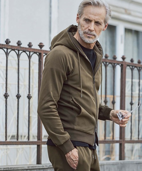 1 piu 1 uguale 3 ジップアップジャケットL