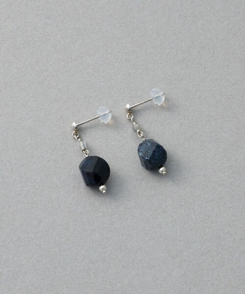 ピアス ナチュラルストーン ツイストカット ピアス レディースの画像