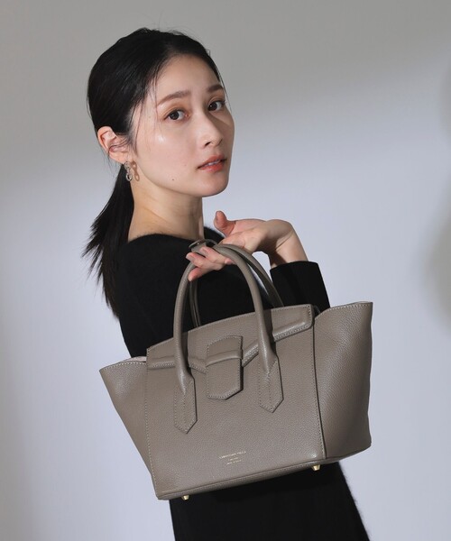 定価42,900円 クリスチャンヴィラ フラップ ハンドバッグ トートバッグ 黒 CHRISTIAN VILLA トートバッグ / 別注 フラップ ハンドバッグ