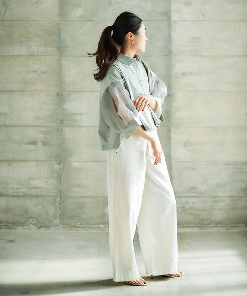 TORRAZZO DONNA フローラルシアーフレアトップス　ホワイト TORRAZZODONNA♡shikinaコラボ フローラルシアーフレアトップス
