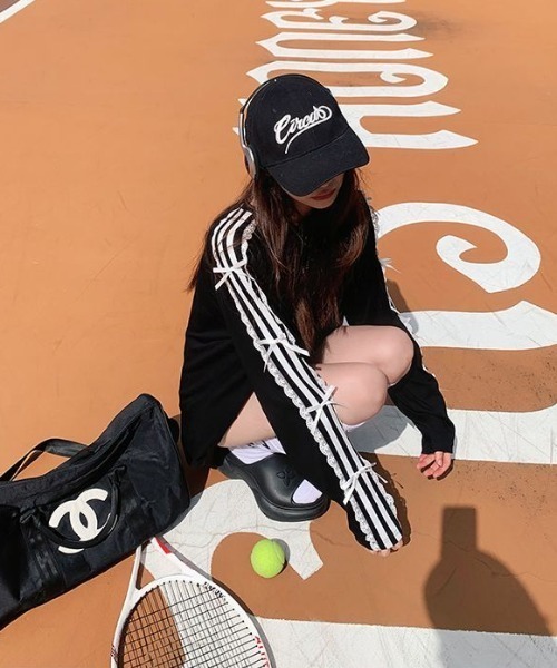 ルサロンディ レースボーダーリボンカットソー セール】リボンレースコルセットトップス（Tシャツ/カットソー