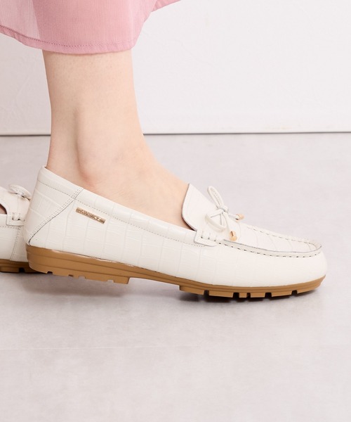 HIMIKO デッキシューズ モカシン 「HIMIKO」リボンモチーフモカシン