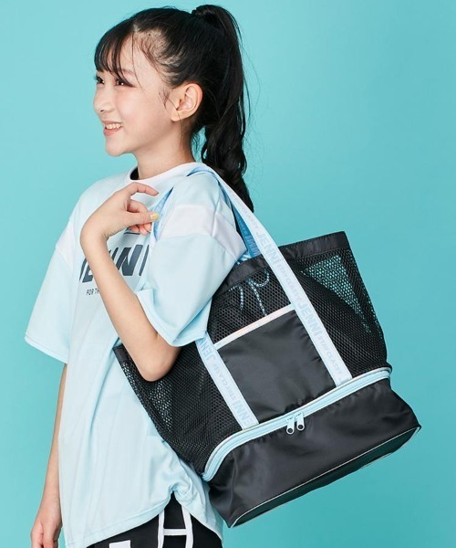 ちゃんみな　特典席限定　ブランケットとメッシュバッグ セット ちゃんみな、『Naked』初回生産限定盤のデザイン公開！ | ちゃん