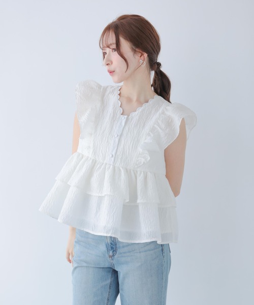 Fit more（フィットモア） ネックスカラップジャガードトップス