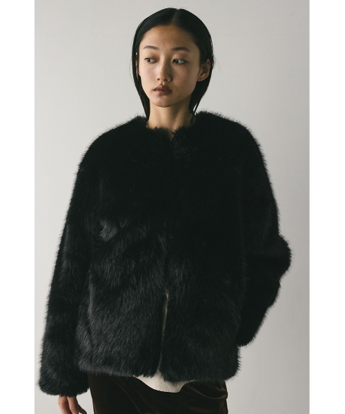 【極美品✨定価8.8万円】ヨーコチャン ノーカラーファージャケット M相当 黒 極美品✨定価8.8万円】ヨーコチャン ノーカラーファージャケット M相当