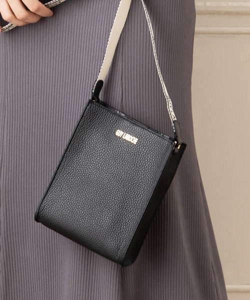 Guy Laroche（ギラロッシュ） ショルダーバッグ FREE ブラック