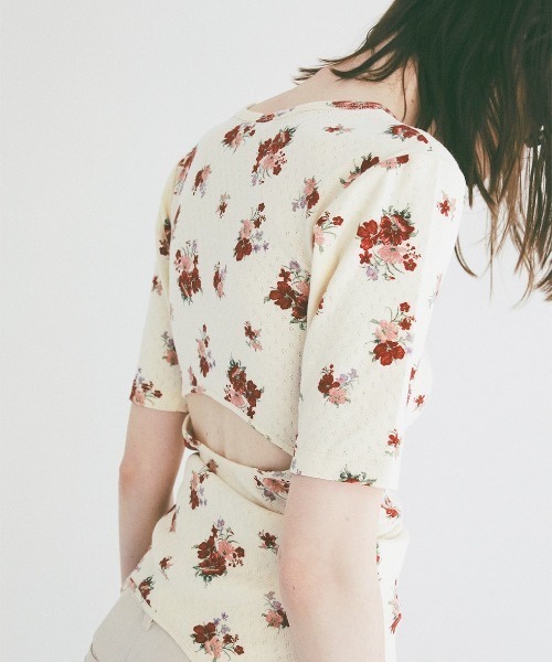 CLANE（クラネ） tシャツ CLANE/クラネ/BACK OPEN FLOWER TOPS