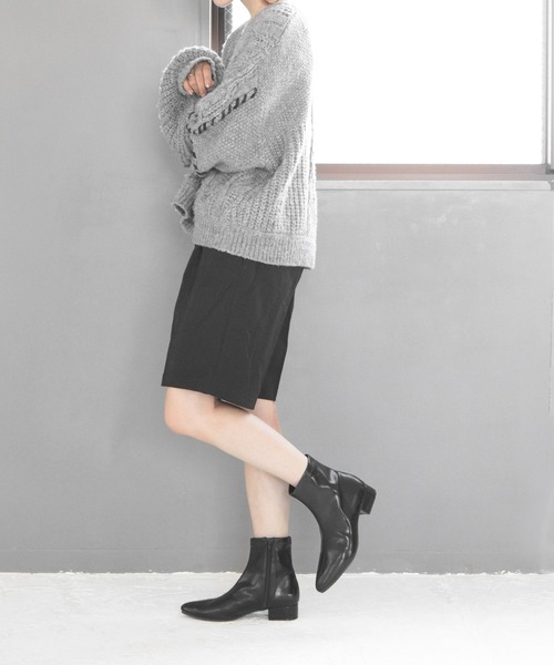 ショセ chausser ショートブーツ ポインテッドトゥ ベルト付き ショセ chausser ショートブーツ ポインテッドトゥ ベルト付き
