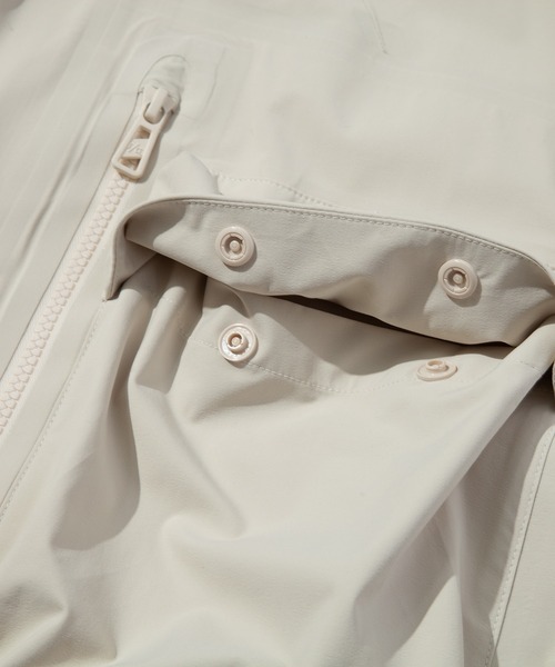 ブルゾン アウター F/CE. PERTEX WATERPROOF FESTIVAL PARKA / エフシーイー パーテックス ウォータープルーフの画像