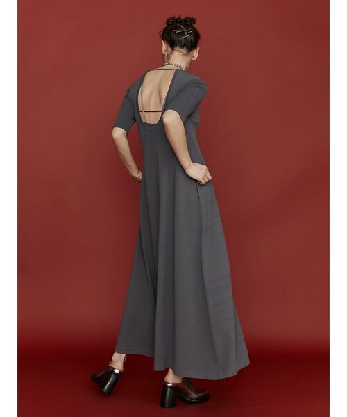 UN3D. ワンピース BACK OPEN TENT KNIT OP / バックオープン