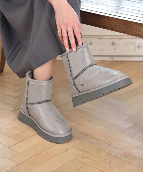 moz（モズ） ブーツ メタリック 裏ボアシャイニームートンブーツ