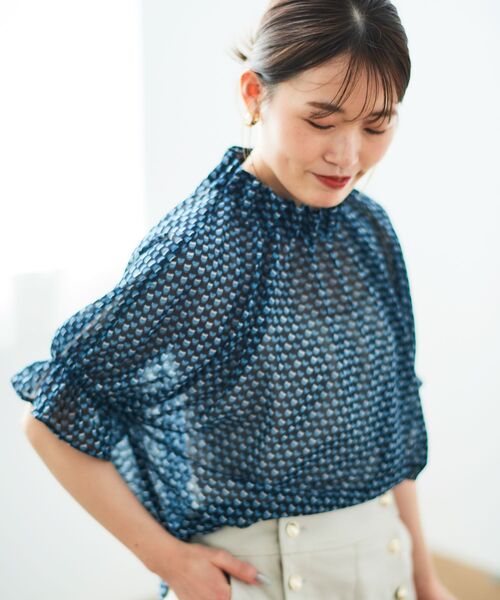ブラウス シャツ シフォン幾何柄プリントブラウス レディース