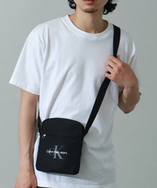 Calvin Klein Jeans（カルバンクラインジーンズ） ショルダーバッグ