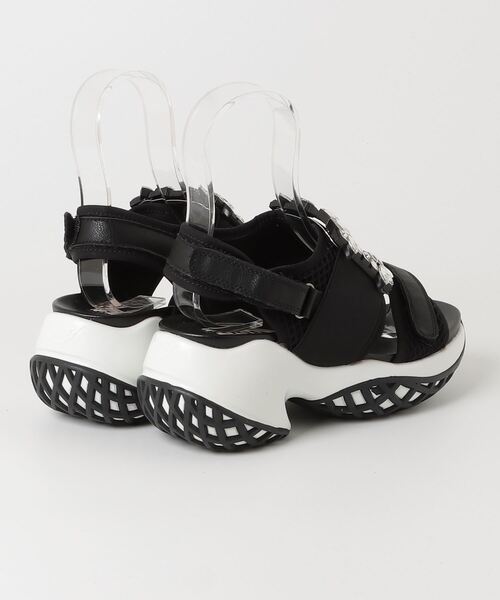 Roger Vivier ビジュー付きサンダル ブラック 36 Roger Vivier 「Roger Vivier」 ビジューフラットサンダル 36