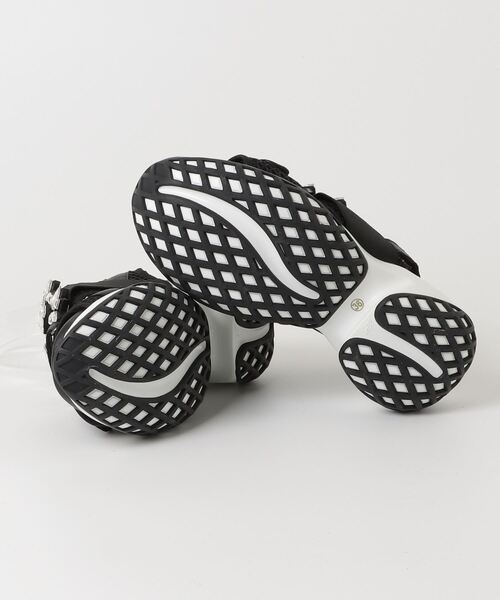 Roger Vivier ビジュー付きサンダル ブラック 36 Roger Vivier 「Roger Vivier」 ビジューフラットサンダル 36