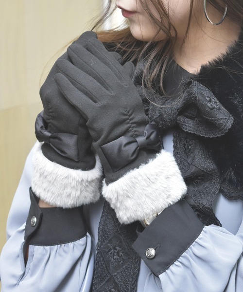 axes femme（アクシーズ ファム） 手袋 配色サテンリボンファー手袋