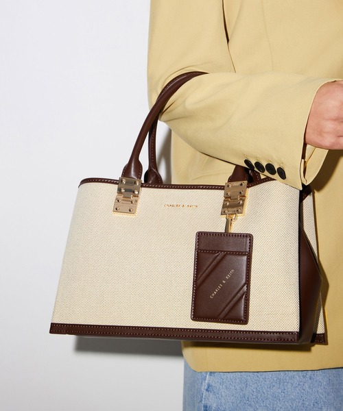 CHARLES ＆ KEITH（チャールズ&キース） 「CHARLES & KEITH