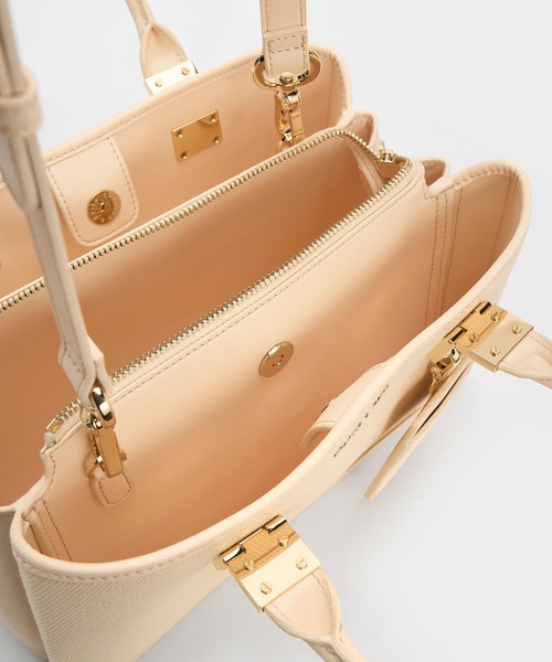 CHARLES ＆ KEITH（チャールズ&キース） 「CHARLES & KEITH
