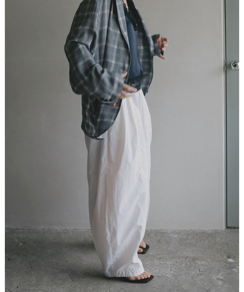 anuke（アンヌーク） パンツ Volumetuck Cocoon Pants レディース