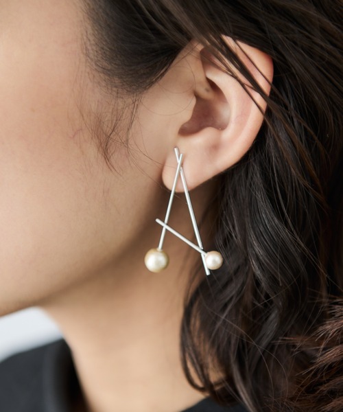 Libra Cue ピアス トライアングルパールピアス レディース