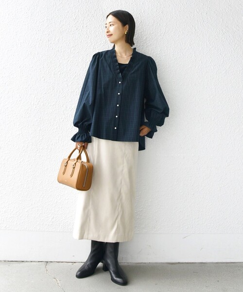 【オシャレ✩人気✩SHIPS】黒　Vネック長袖ブラウス　シップス セール】〈手洗い可能〉バックサテン Vネック ロング スリーブ