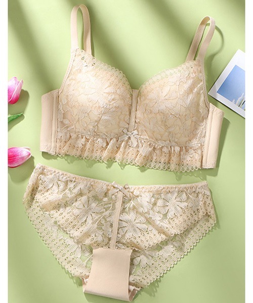 chut C381 L1,L,M ブラジャーショーツセット chut C381 L1,L,M ブラジャーショーツセット - メルカリ