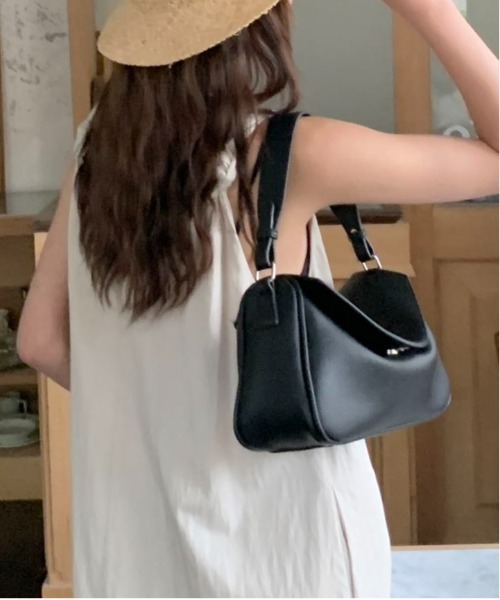 FINEnough ショルダーバッグ バッグ フラップハンドル2WAYショルダー 