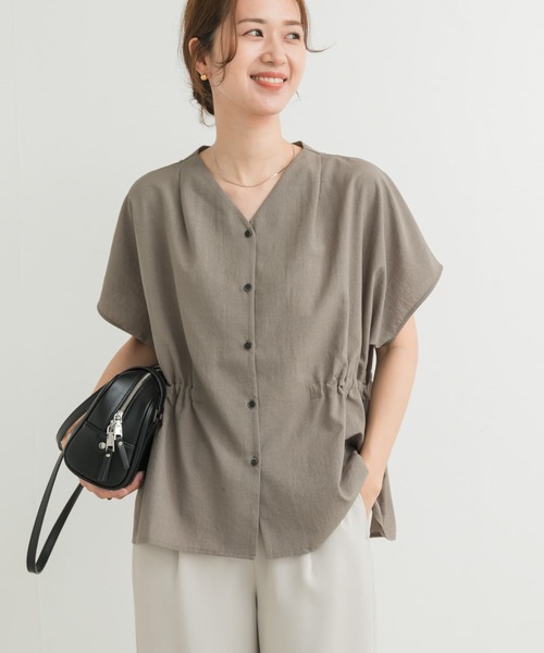 新品タグ付き　Vネックウエストギャザーブラウス　アーバンリサーチドアーズ URBAN RESEARCH DOORS ブラウス シャツ 「再入荷」Vネック
