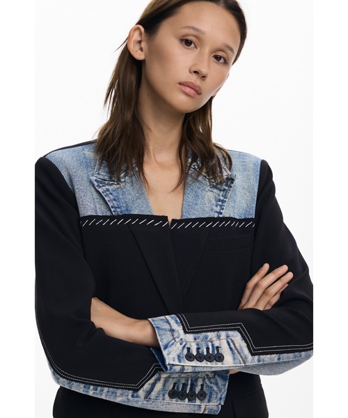 【美品】Desigual　デシグアル　テーラードジャケット　ヘリンボーン　裏地柄 極美品 desigual テーラードジャケット パッチワーク ヘリンボーン