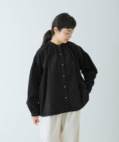 ✨新品・未使用品(タグ付)✨ khaju 2WAY ドットブラウス かぐれ ブラウス シャツ ドットコーデュロイブラウス レディース
