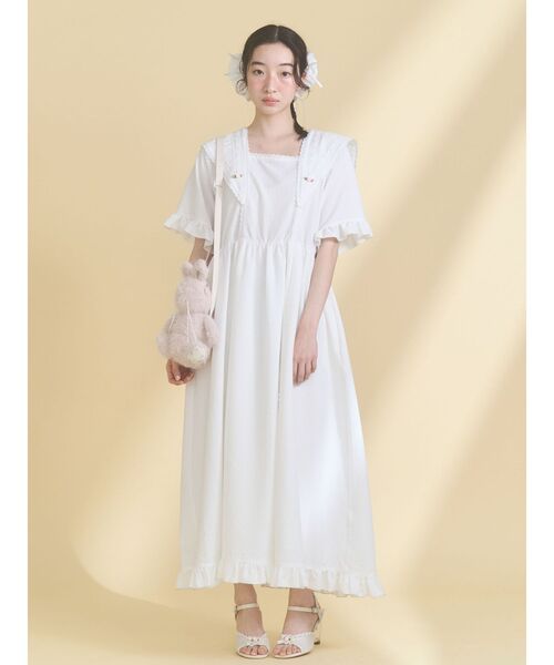 ワンピース flowerデコラティブカラーワンピースの画像