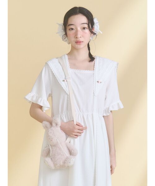 ワンピース flowerデコラティブカラーワンピースの画像